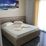 Elvin Deluxe דירה *